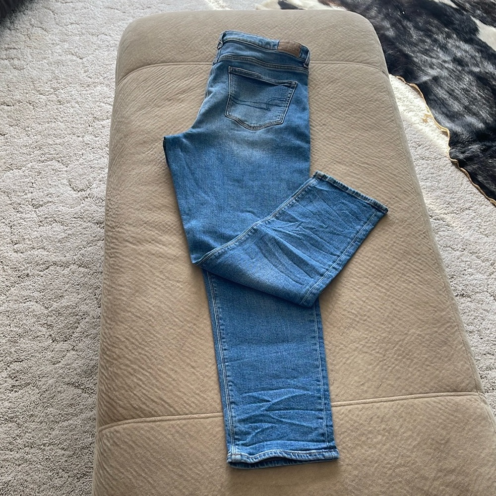 American Eagle Mom Jeans